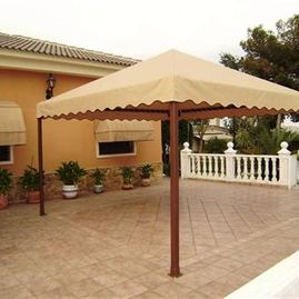 Toldos Peñalver carpa en exterior